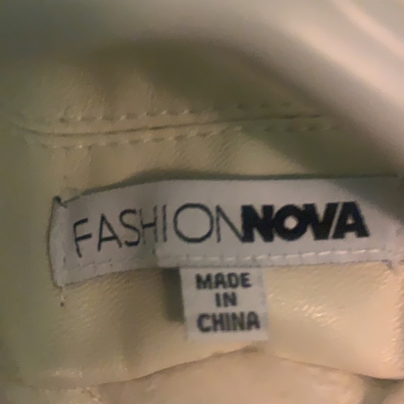 Fashion Nova leather jacket - Picture 3 of 3